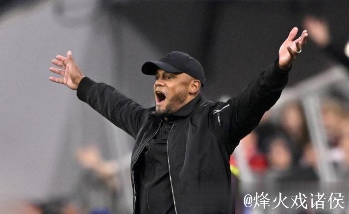 布兰科称赞斯洛特防守理念先进,孔帕尼尚未达到 布兰科称赞斯洛特防守理念先进,孔帕尼尚未达到